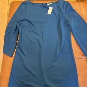 NWT dress GAP. Blue /teal women’s sz M. 3/4 sleeve knee length dress